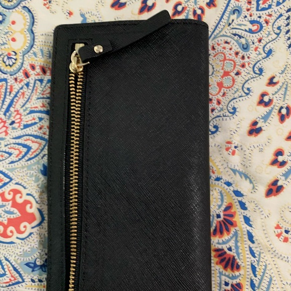 Kate Spade Black and White Striped Bag with Black Wallet - Picture 6 of 7